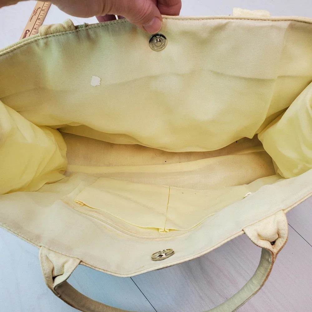 Canvas Tote Bag Embroidered Dog‎ Garden Scene Yellow Handles Snap Closure